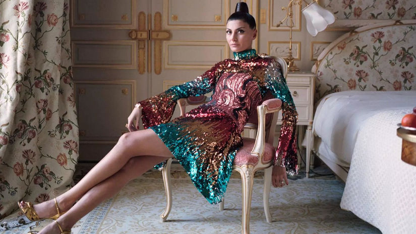 The Financial Times | Holiday Gift Guide | Giovanna Battaglia Engelbert | Video Editor